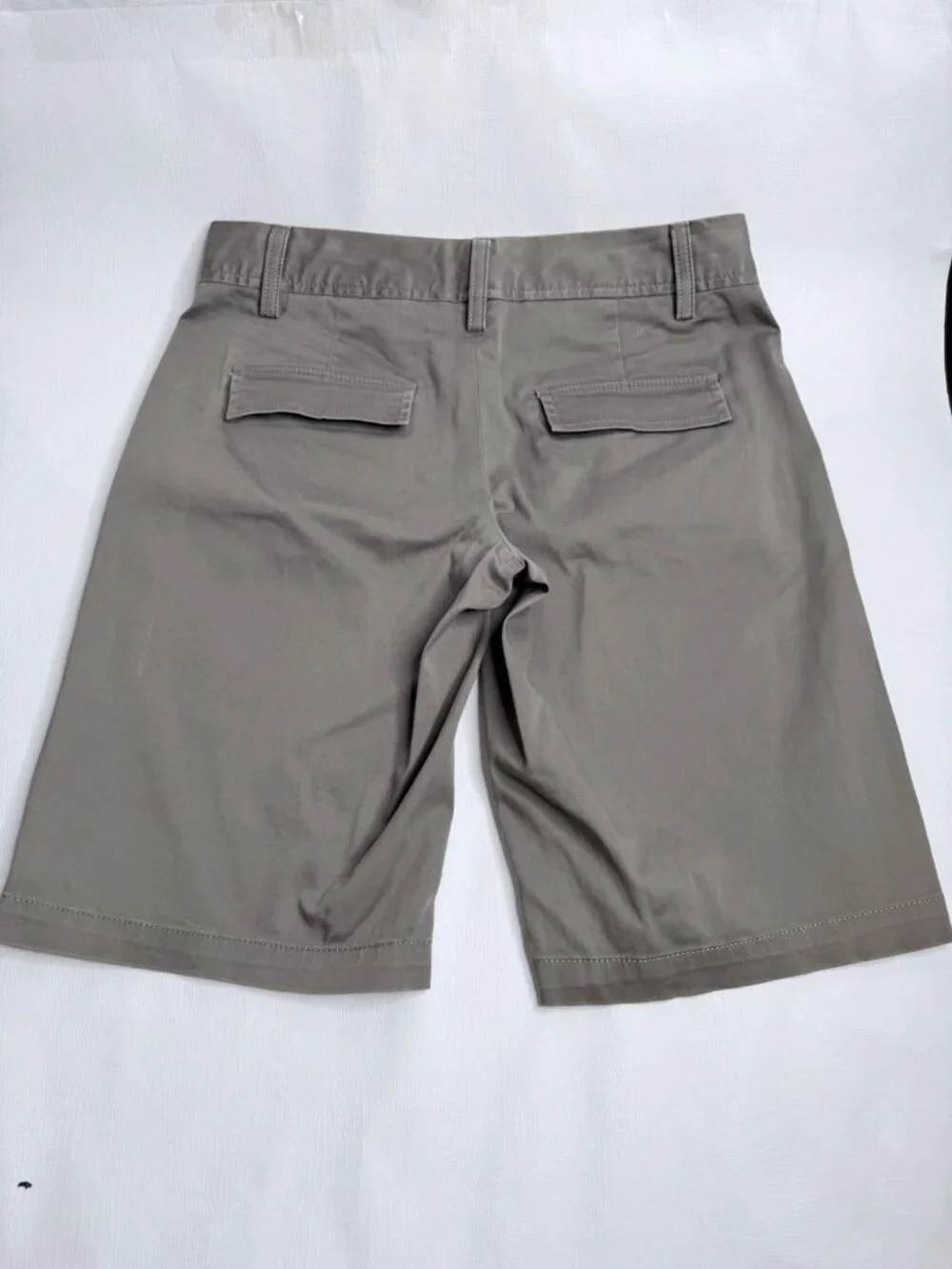 Women’s Banana Republic Cotton Khaki Shorts Size 2